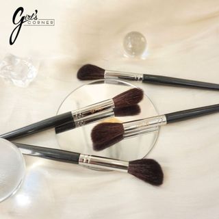 Cọ Highlight Rũ Xéo Feather B 93