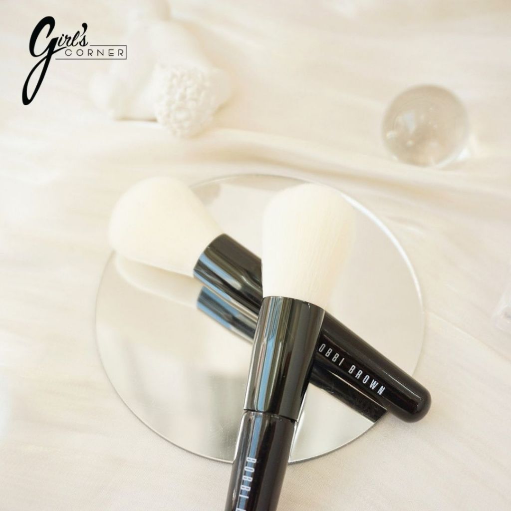 Cọ đa zi năng Bobbi Brown Mini Handle Face Blender