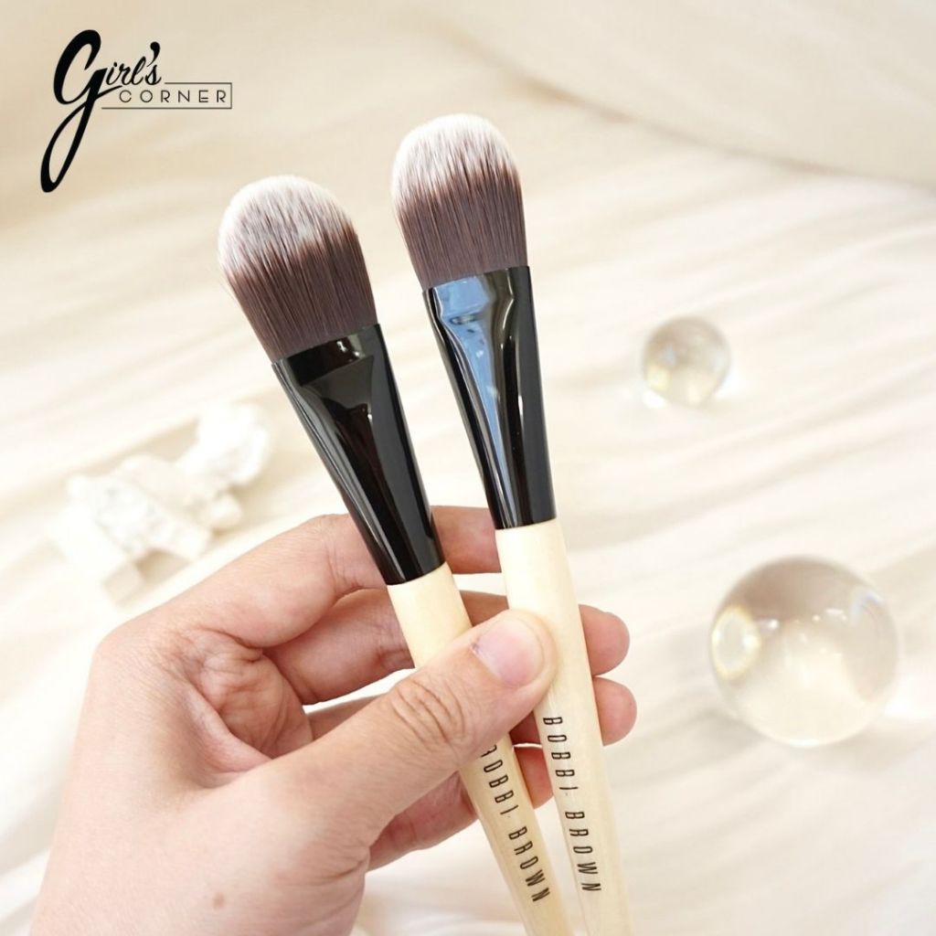 Cọ nền dẹt Bobbi Brown Foundation - Cọ nền - Cọ tán nền - Cọ trang điểm