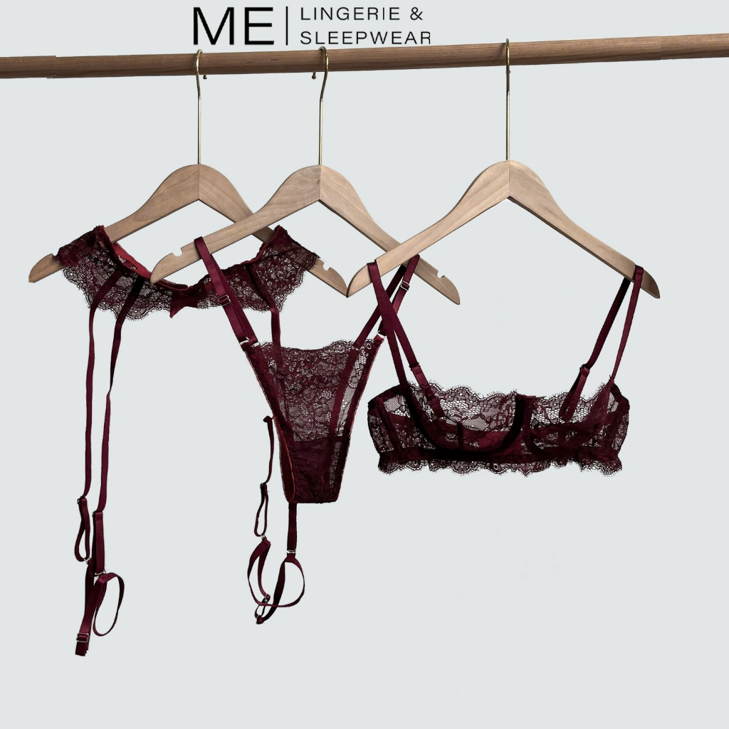 Bộ đồ lót ren nữ 3 chi tiết áo không lót 1 lớp xuyên thấu có gọng ngang quần dây và đai ren mi đỏ cherry Me Me Lingerie | BigBuy360 - bigbuy360.vn