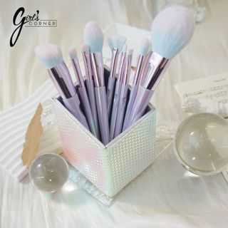 Bộ cọ 9 cây Feather B Pastel kèm ống đựng