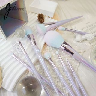 Bộ cọ 9 cây Feather B Pastel kèm ống đựng