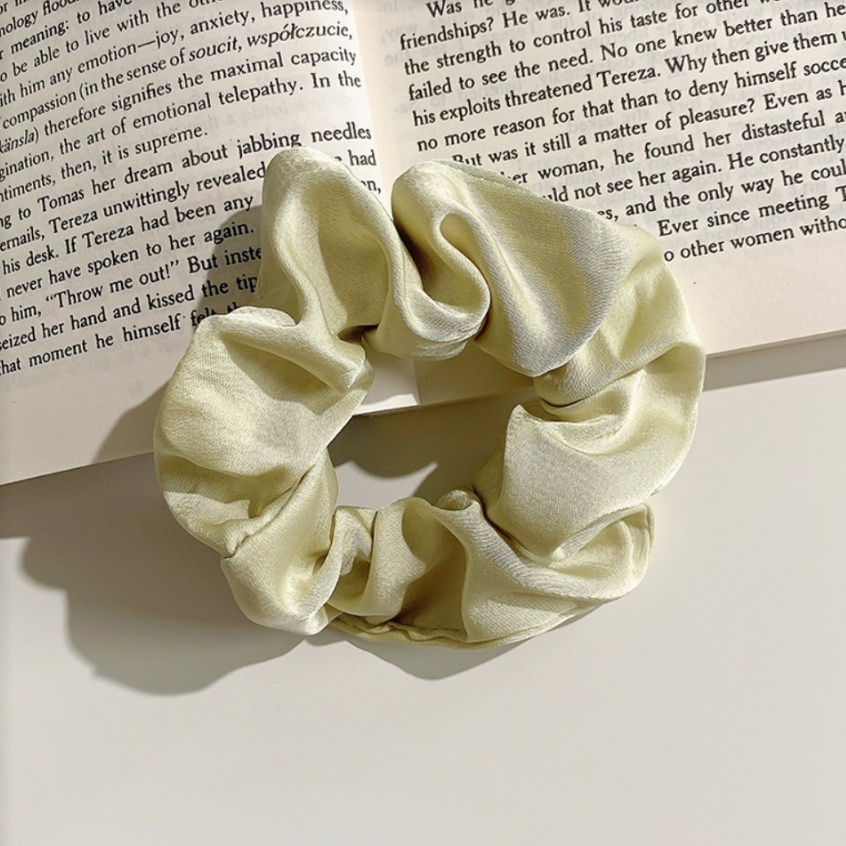 DÂY CỘT TÓC VẢI SCRUNCHIES SATIN MỜ HOT TREND (ClassyZ)