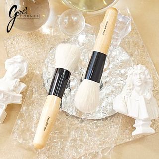 Cọ đa zi năng Bobbi Brown Mini Handle Face Blender