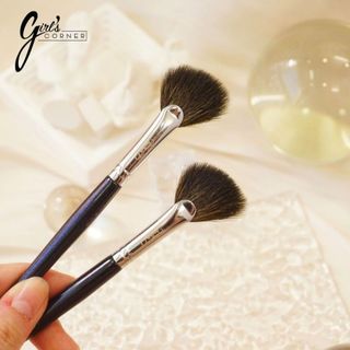 Cọ highlight Feather B dạng xéo