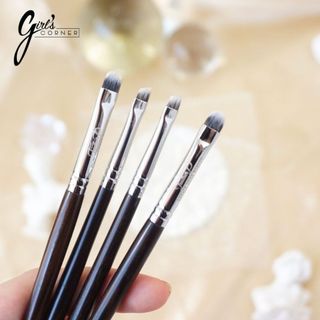 Cọ mày - liner Feather 2 đầu Dual Brush