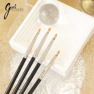 Cọ liner - viền mí mắt Feather B 06