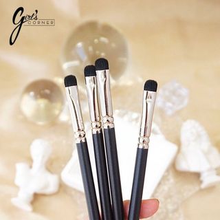 Cọ Mí Mắt M. 214 Short Shader Brush