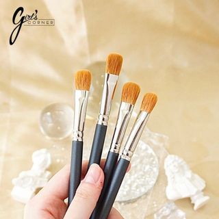 Cọ Bầu Mắt M 242 Synthetic Shader Brush