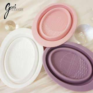Dụng cọ giặt cọ mini Feather B