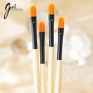 Cọ Môi - Viền môi Bobbi Brown Eyeliner