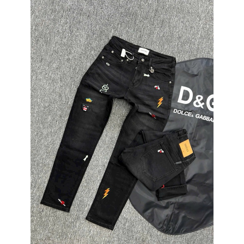 quần bò dài GC nam Dk boutique màu đen hoạ tiết thêu cực đẹp,vải bò dầy giữ phom bền màu phom dáng c