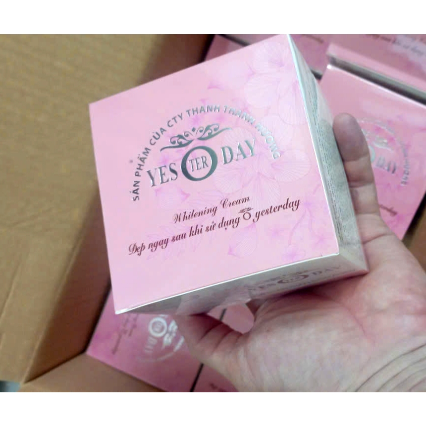  Kem body collagen Yesterday dưỡng trắng da cấp tốc 