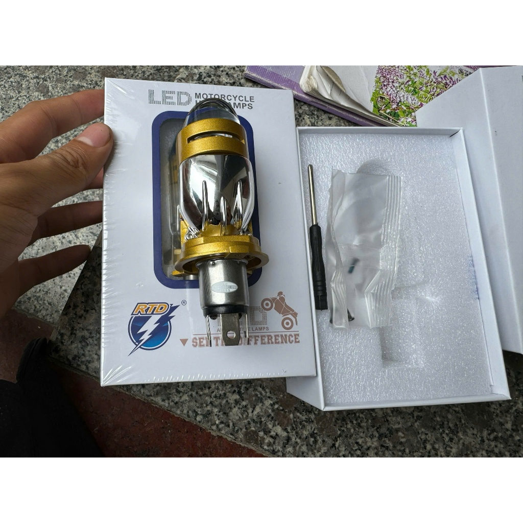 Đèn led pha bi cầu mắt ếch RTD M01J chân H4 bảo hành 1 năm có viền cắt chống trói