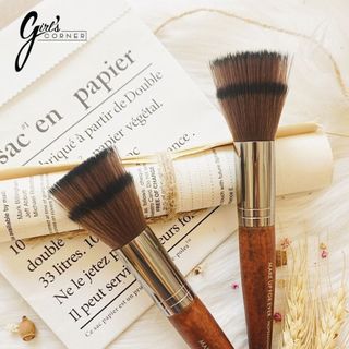 Cọ phủ phấn - má hồng Makeup Forever 122