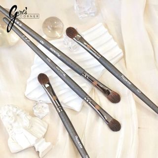 Cọ bầu mắt Piccasso 707 Eyeshadow Brush