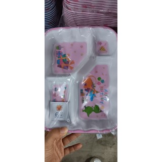 Khay Ăn Cho Bé 4 Ngăn (Hình Ngẫu Nhiên) Fataco