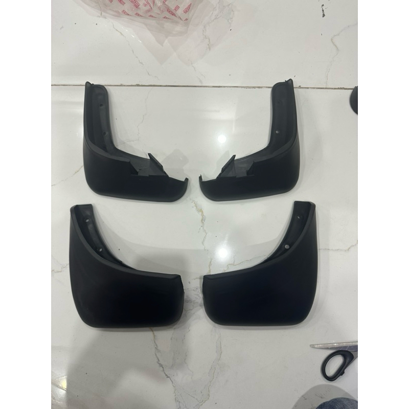 Đủ bộ chắn bùn bánh xe Matiz 3 Spark, Bộ chắn bùn lốp Matiz 3 Spark