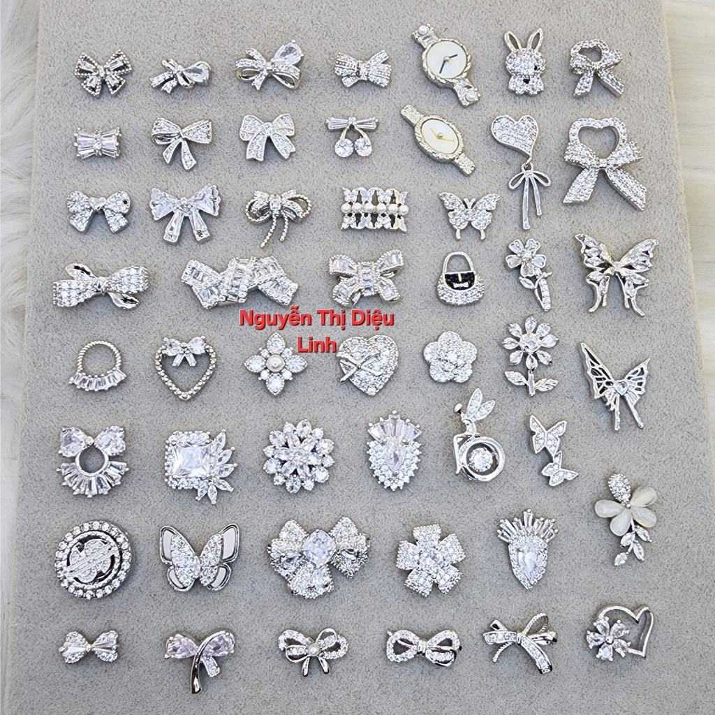 Chamr nail đính móng cao cấp màu bạc đá pha lê [ giá 1 viên ]