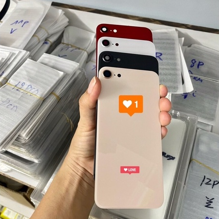 Kính Lưng 8 có sẵn viền camera