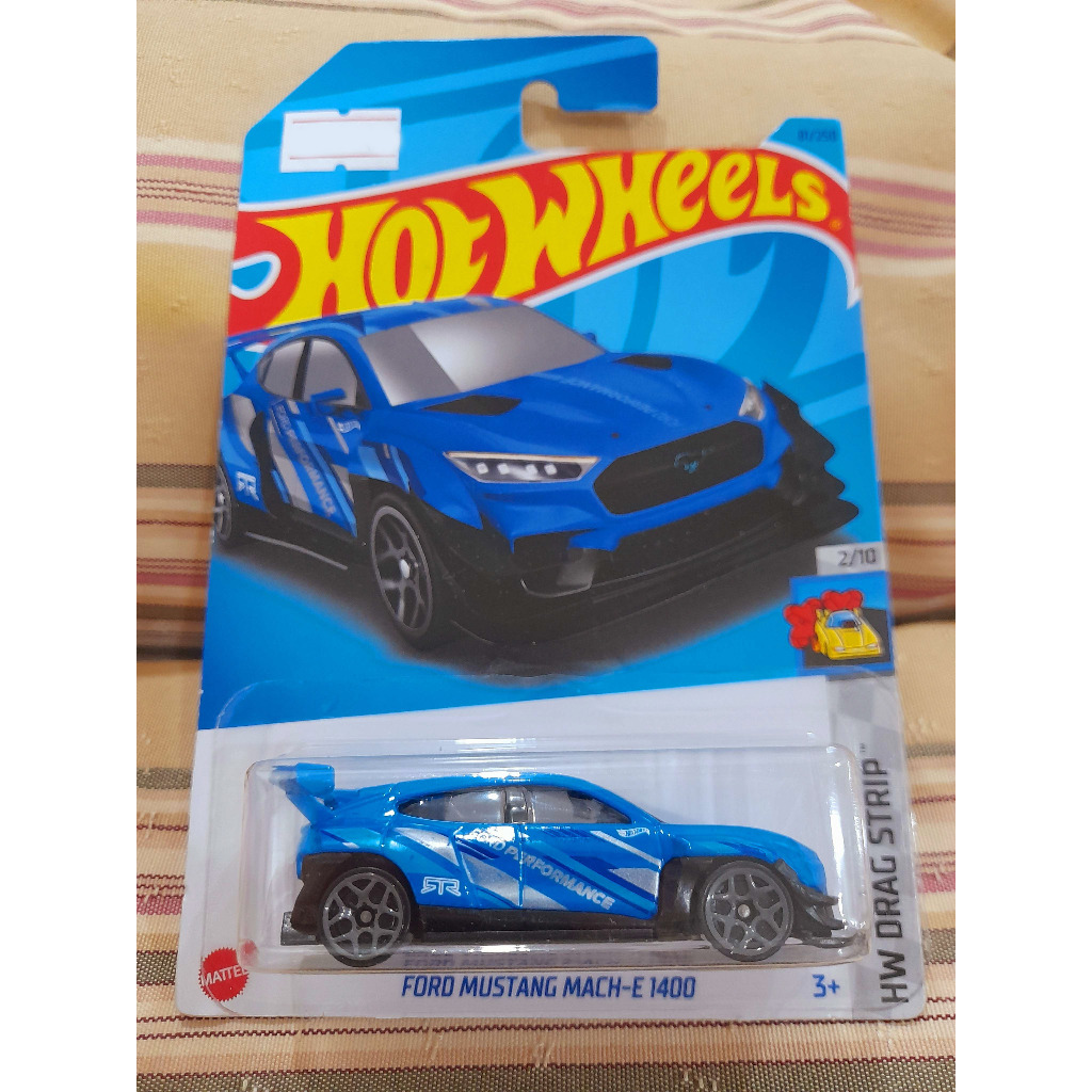 Xe mô hình đồ chơi Hot Wheels - Ford Mustang Mach-E 1400 - Tỷ lệ 1:64
