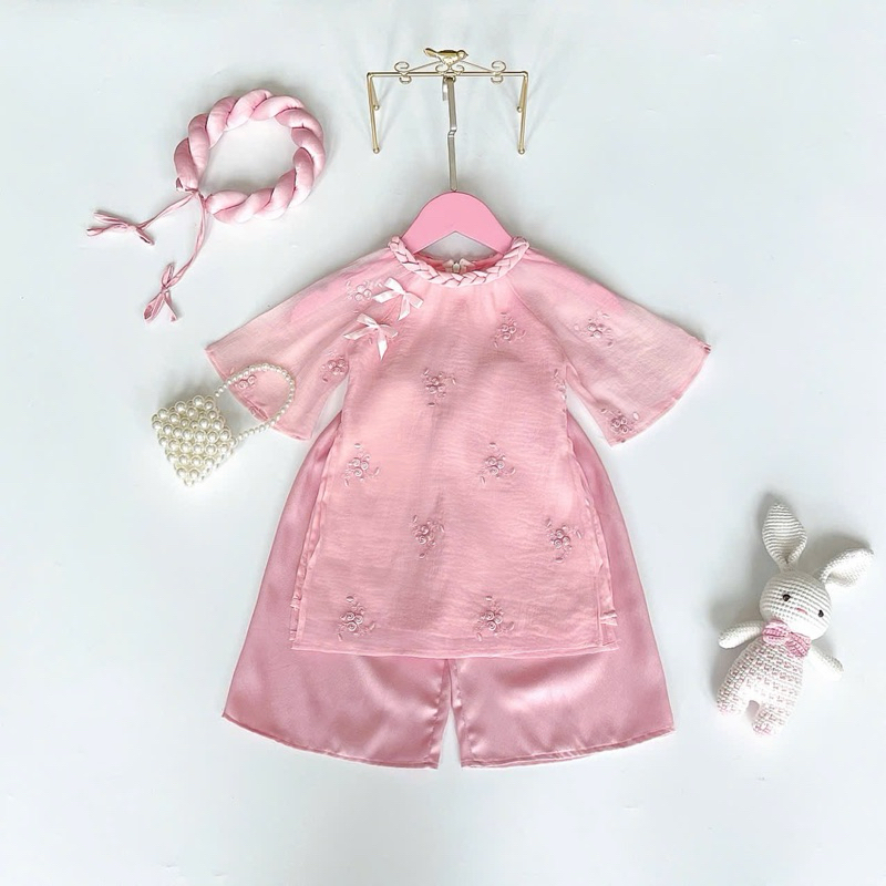  Áo Dài Cách Tân Hồng Kèm Mấn Xinh Bé Gái Diện Lễ Tết 