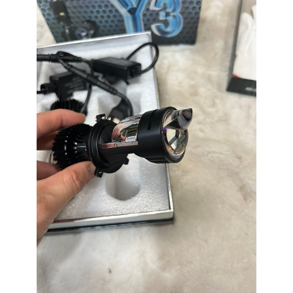 Bóng đèn pha bi cầu Y3 chân H4-HCL ( 1 chiếc)