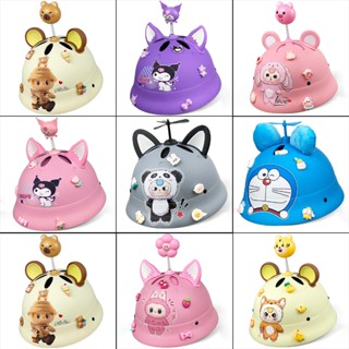 Mũ bảo hiểm trẻ em bo tròn hoạ tiết labubu,baby three,kuromi có tai mèo chong chóng và charm nổi-đạt chuẩn