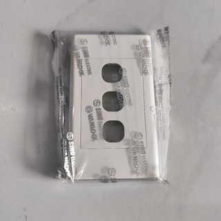 Mặt nạ 3 lỗ S183/X (đã bao gồm 3 công tắc 1 chiều) - SINO VANLOCK
