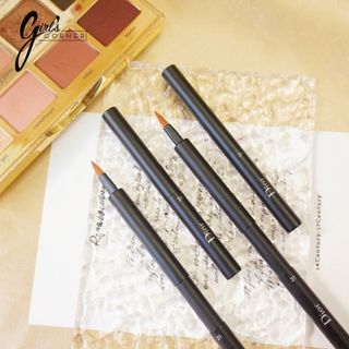 Cọ Môi Có Nắp Dior 31 Retractable Lip Brush
