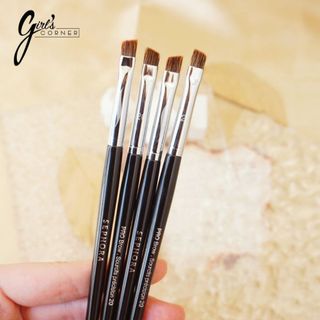 Cọ kẻ mày Sephora 20 Eyebrown Brush