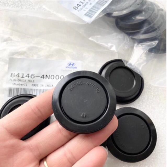 Nút cao su bịt hốc lốp Hyundai I10