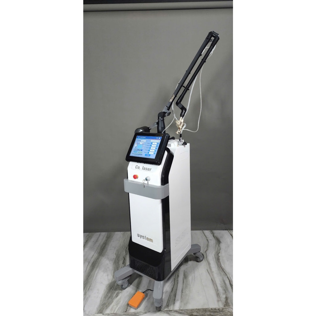Máy Laser CO2 Fractional System .