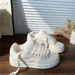 [FULLBOX] Giày thể thao nữ basic MILAA đế cao 4cm