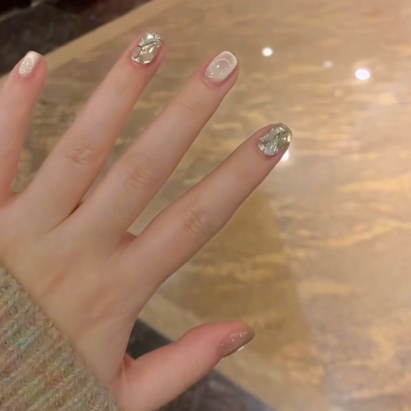 nailbox móng úp mắt mèo ánh trăng đính đá