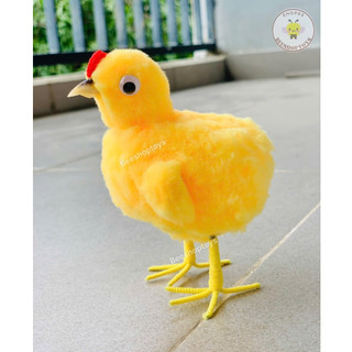  Mô hình gà con chất liệu bông mềm mại gà con có  cỡ lớn và cỡ nhỏ  với kiểu dáng chân thật 