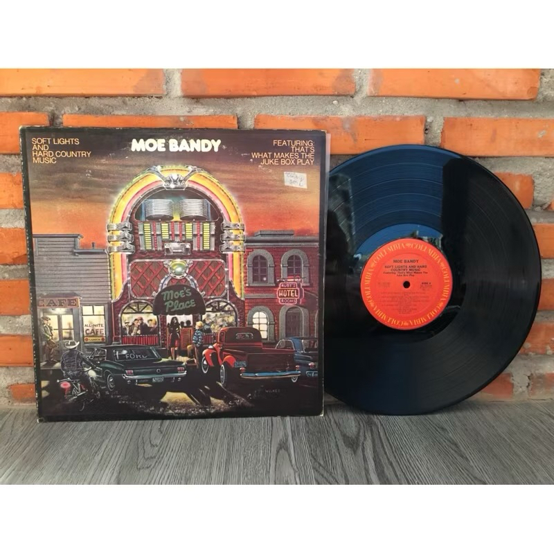 Đĩa than Vocal Country Moe Bandy – Soft Lights And Hard Country Music