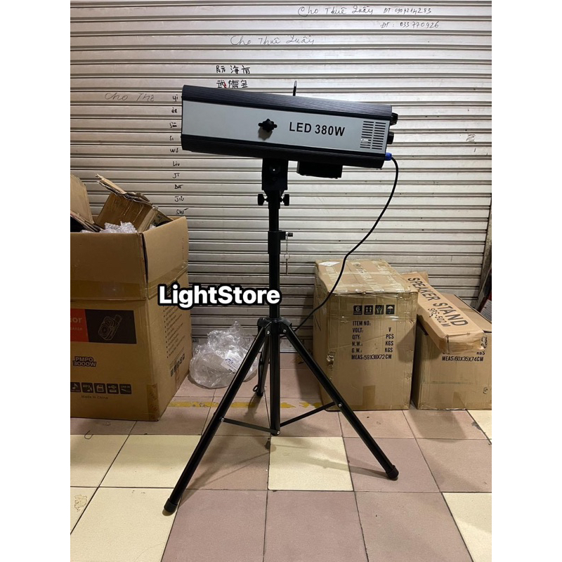 ĐÈN FOLLOW LIGHT 380w led; Follow 380 Led; Đèn Follow; đèn sân khấu; đèn rọi ca sĩ; LightStore