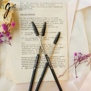 Cọ chải mày M 204 Lash Brush