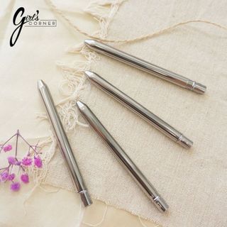 Cọ Môi Makeup Forever 304 Có Nắp Đậy