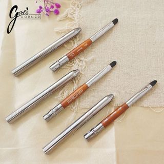 Cọ Môi Makeup Forever 304 Có Nắp Đậy