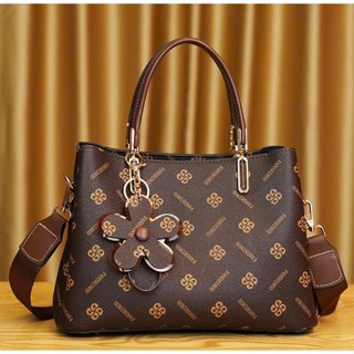 Túi Xách Công Sở Nữ Thời Trang Đính Hoa Da Nâu Thời Thượng Da Mềm Dây Bản To Đeo Chéo Đeo Vai_Shop_quang_dung886
