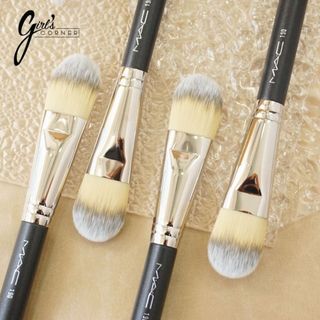 Cọ nền M 190 Synthetic Foundation Brush