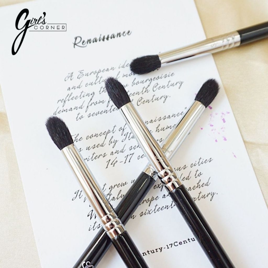 Cọ nhấn đuôi mắt Sigma E45 Small Tapperd Blending Brush