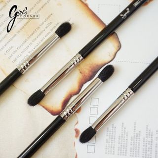 Cọ nhấn đuôi mắt Sigma E45 Small Tapperd Blending Brush