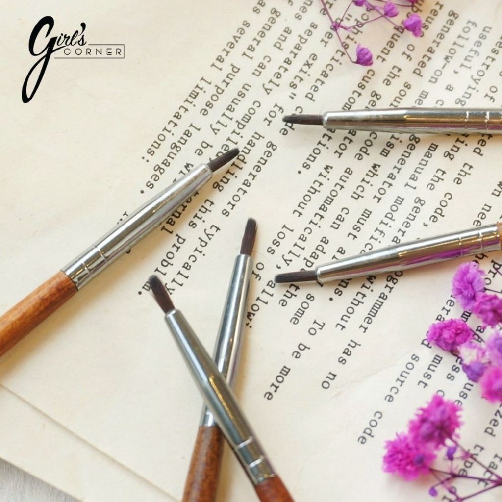 Cọ Liner Gel Makeup Forever 250