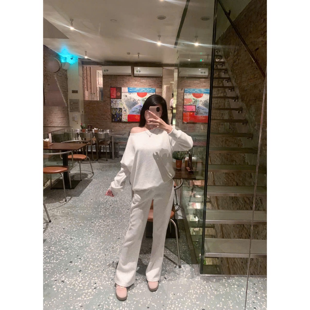 Set Áo Nỉ Trễ Vai Bo Gấu Và Quấn Ống Loe Chất Nỉ 2 Da Cao Cấp Co Dãn BAP STUDIO | BigBuy360 - bigbuy360.vn