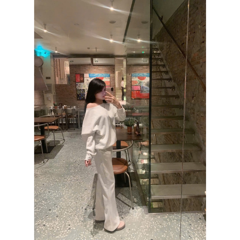 Set Áo Nỉ Trễ Vai Bo Gấu Và Quấn Ống Loe Chất Nỉ 2 Da Cao Cấp Co Dãn BAP STUDIO | BigBuy360 - bigbuy360.vn