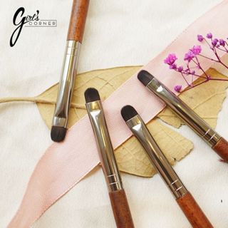 Cọ mí mắt Makeup Forever 208 - Cọ tán phấn mí mắt - cọ trang điểm mắt - cọ make up