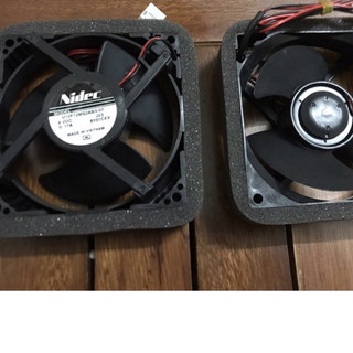Quạt tủ lạnh DC 8V vuông 9*9cm 2 dây mới